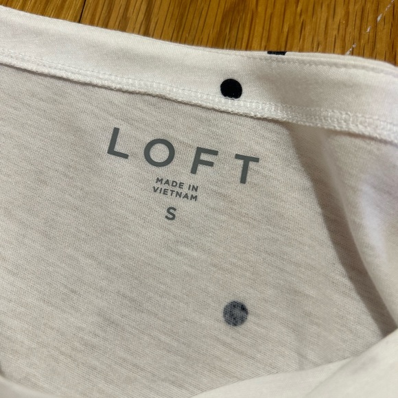 ‼️NWT‼️ Loft dotted shirt - Picture 4 of 5